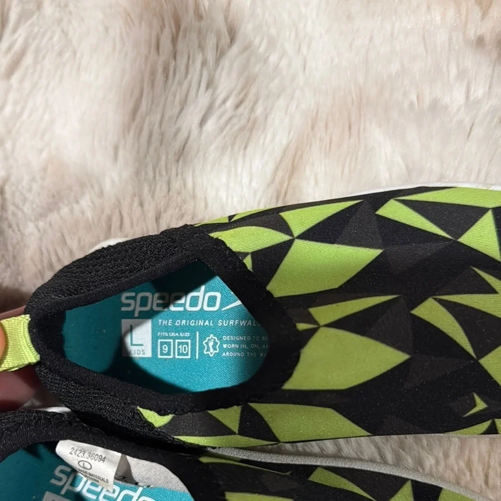 Geometric Green Kids Swim Shoes